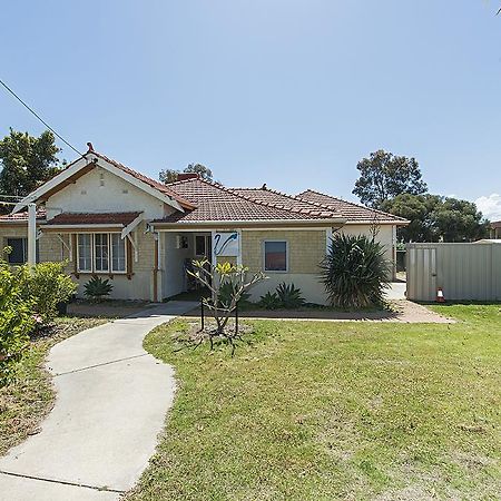 Victoria Park Lodge Perth Exterior foto