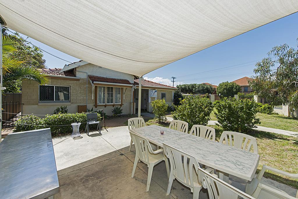 Victoria Park Lodge Perth Exterior foto